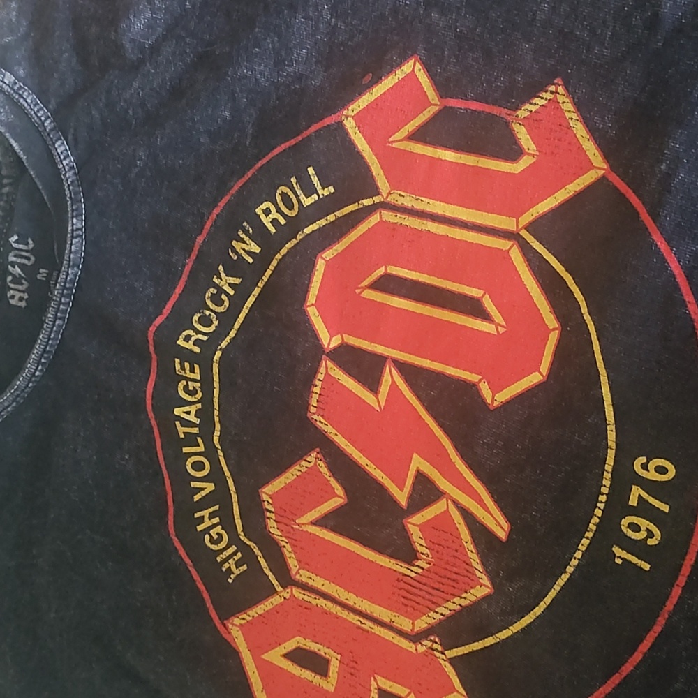 AC ⚡ DC Band Crop TOP - Picture 3 of 5